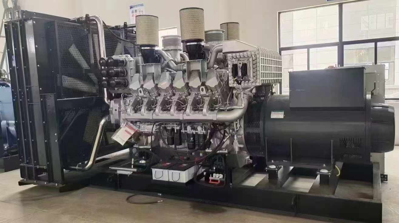 新平800KW柴油发电机组可以带动多少kw的设备？