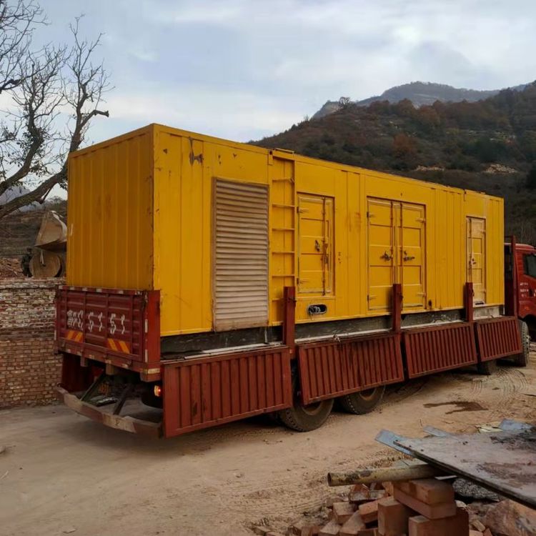新平200kW 发电机组在带电阻性负载时，输出功率会受到哪些因素的影响？
