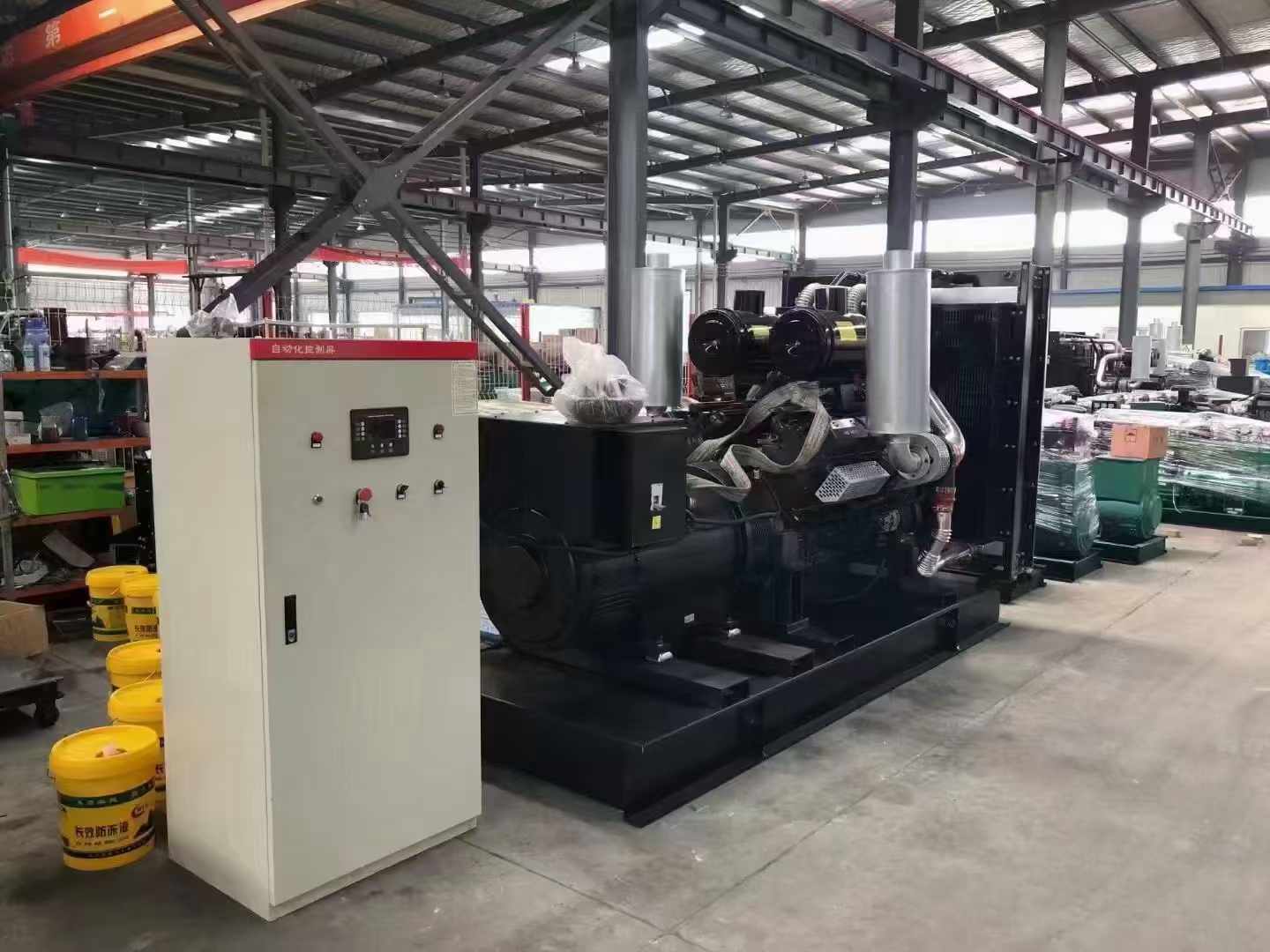 新平发电机2000kVA 负载需要多大的电缆？